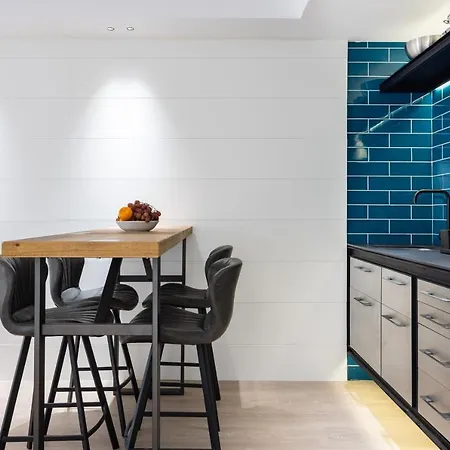 Апартаменты Home2book Elegant Cruz Center